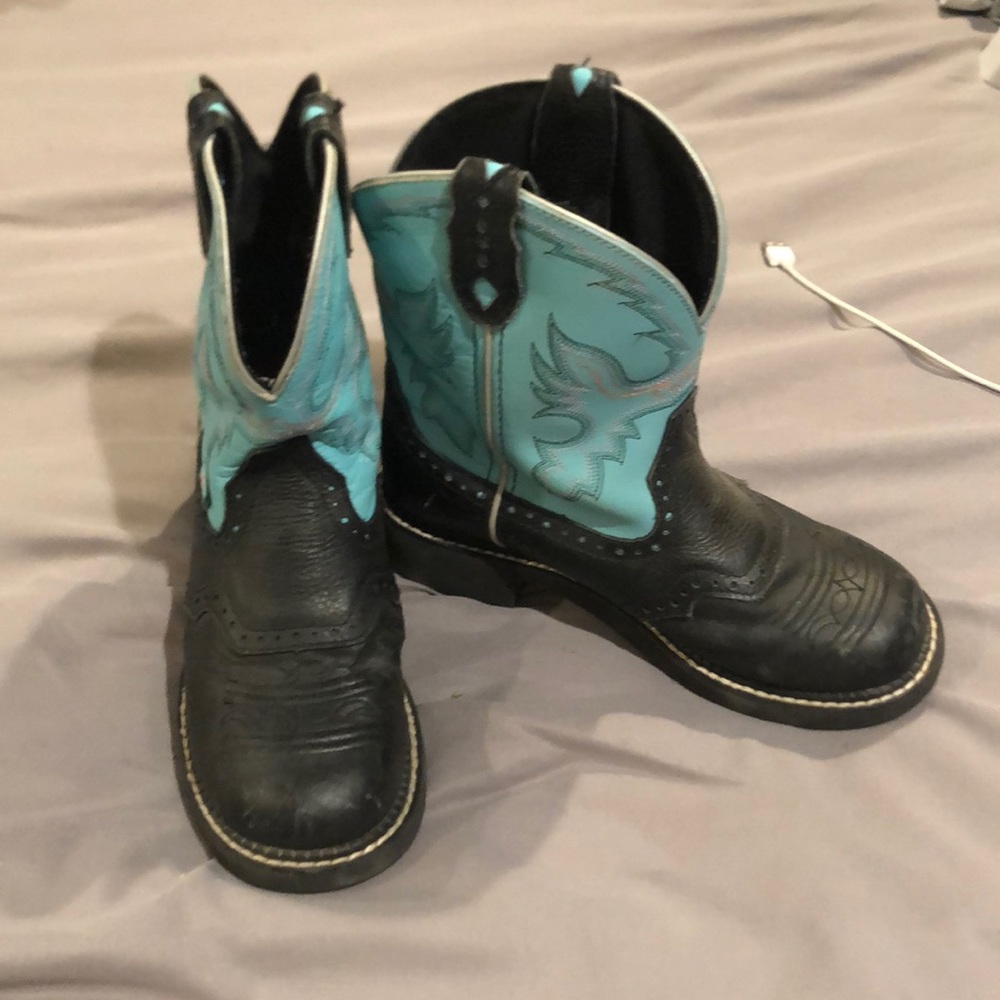 Justin Gypsy boots